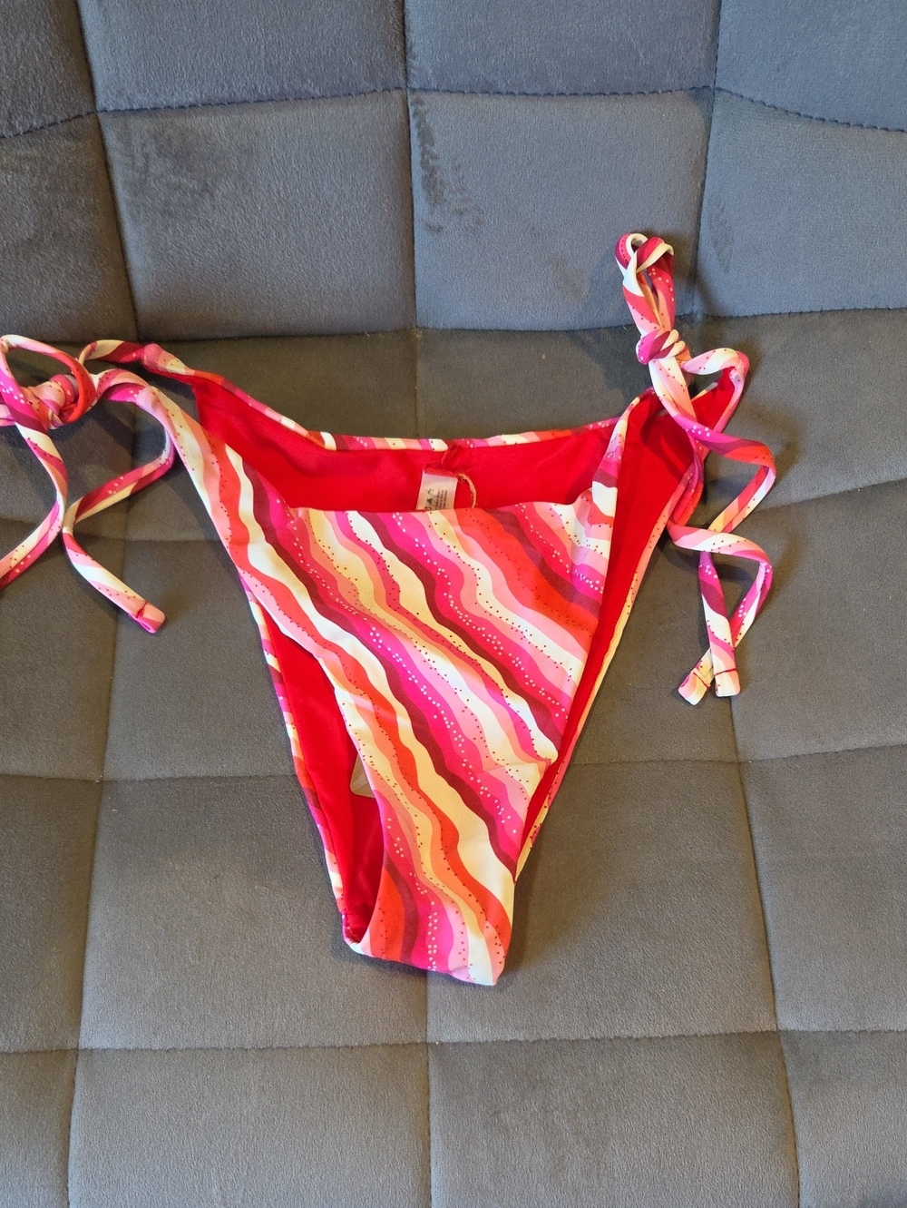Women's Pink Wave Tie-Side Bikini Bottom